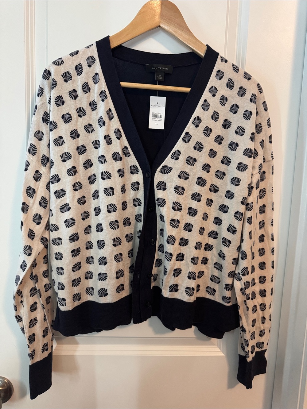 Ann Taylor Cream and Black Shell-Print V-Neck Cardigan